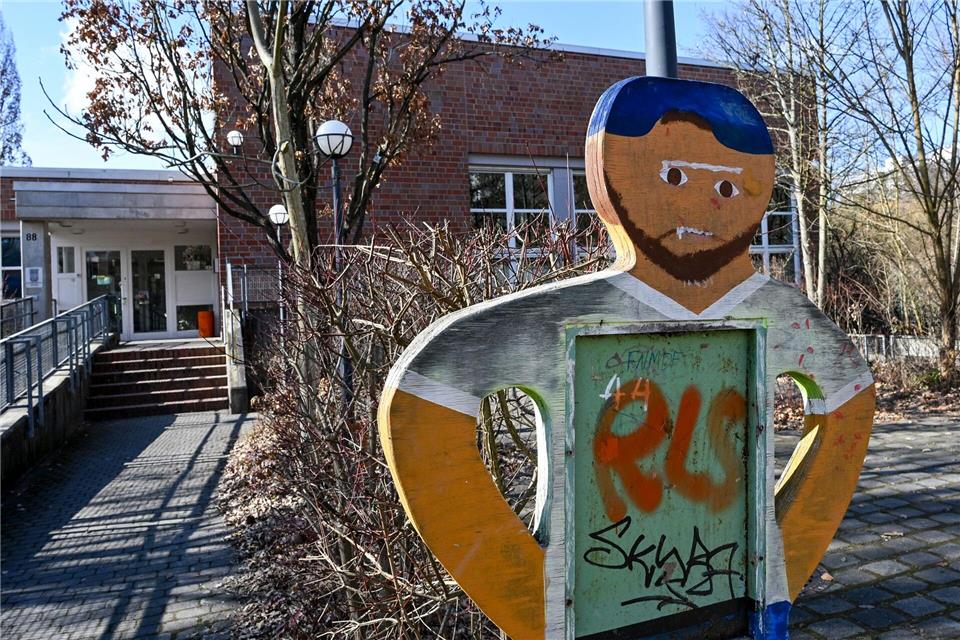 Nach Vergewaltigungsvorwürfen in einem Jugendzentrum in Berlin-Neukölln bleibt dieser auf unabsehbare Zeit geschlossen. (Archivbild) Jens Kalaene/dpa