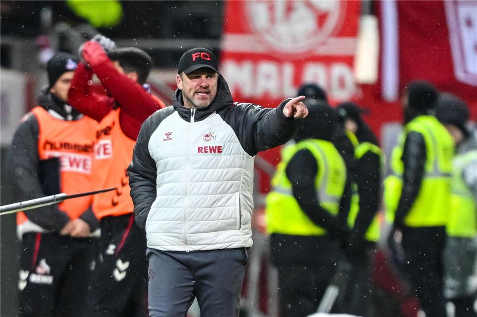 Nach dem 2:2 in Heidenheim muss Kwasniok seine Kölner auf das Spiel gegen den FC Bayern vorbereiten.Harry Langer/dpa