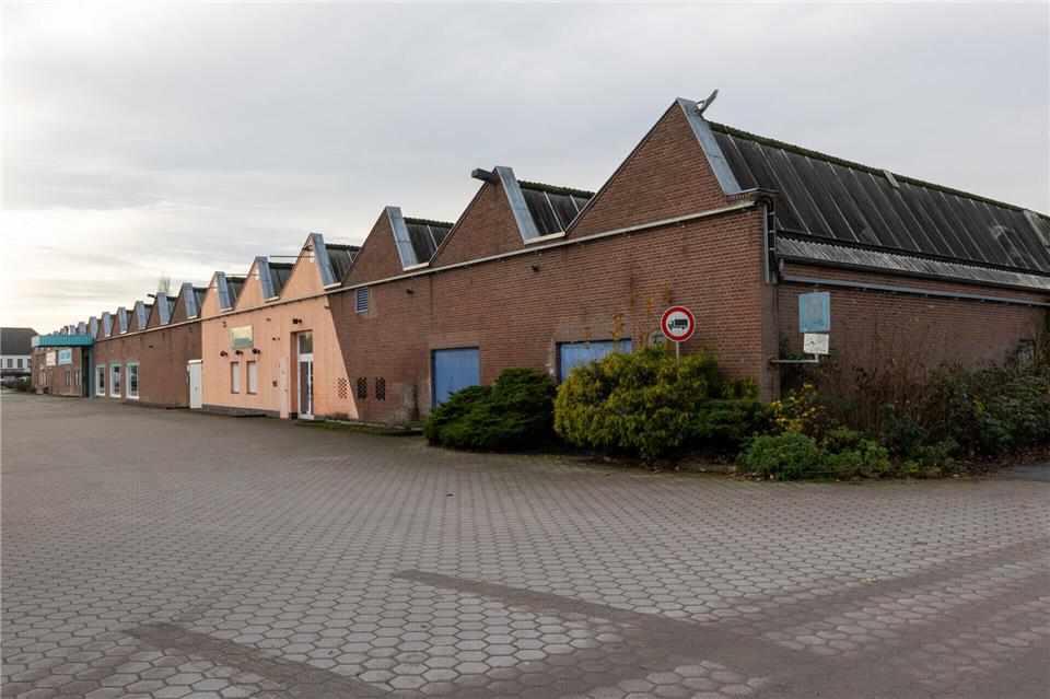 Nach dem Bewital ausgezogen war, gab es keine weiteren Mietanfragen für die Lagerhallen zwischen Jakobistraße und Schultenallee.