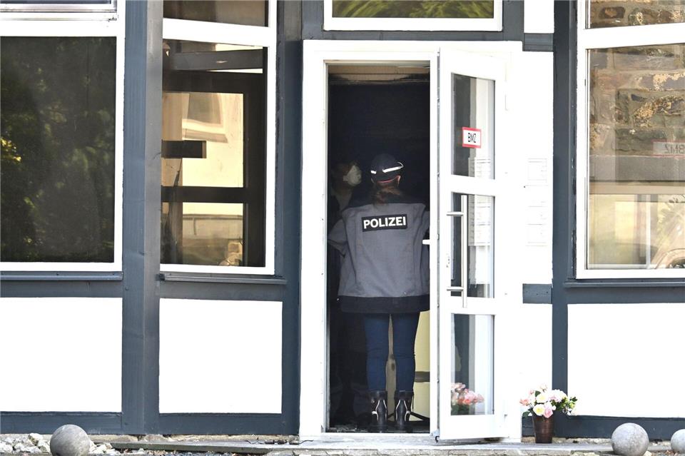 Nach dem Brand in Monschau mit drei Toten steht fest: Es gab keine technische Ursache. (Archivbild)Henning Kaiser/dpa