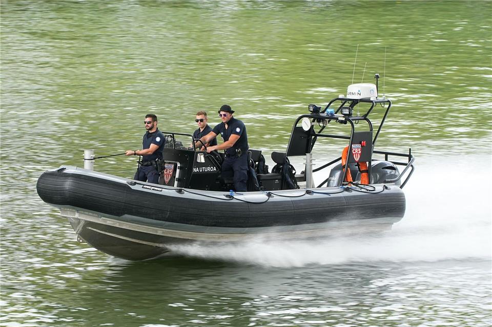 Nach dem Fund von vier Leichen in der Seine hat die Polizei einen Mann unter Mordverdacht festgenommen (Archivbild).Michael Kappeler/dpa