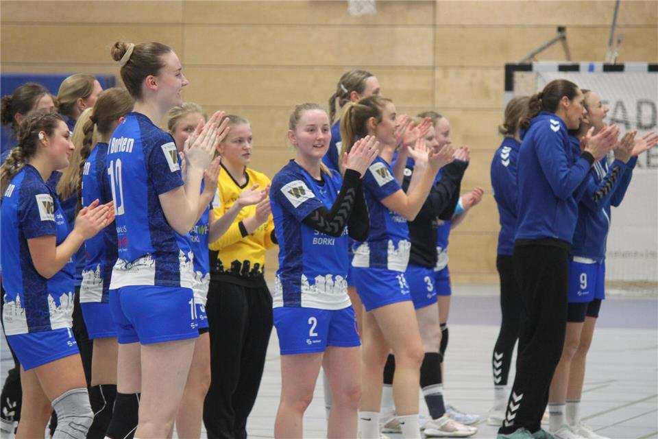 Nach dem Heimerfolg gegen TD Lank II gab es beim TV Borken nur zufriedene Gesichter.