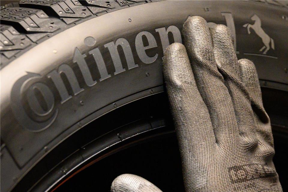 Nach dem Jahresverlust setzt Conti auf Besserung bei der Profitabilität im Tagesgeschäft des neuen Jahres. (Archivbild)Swen Pförtner/dpa