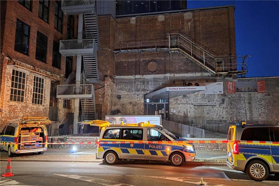 Nach dem Messerangriff in Bocholt startete direkt eine Großfahndung. Bisher wurde der mutmaßliche Täter nicht gefunden.