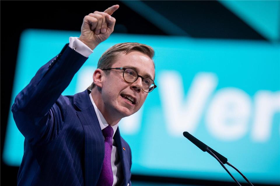 Nach dem Scheitern der Berliner Ampel-Koalition dringt Philipp Amthor auf rasche Neuwahlen. Michael Kappeler/dpa