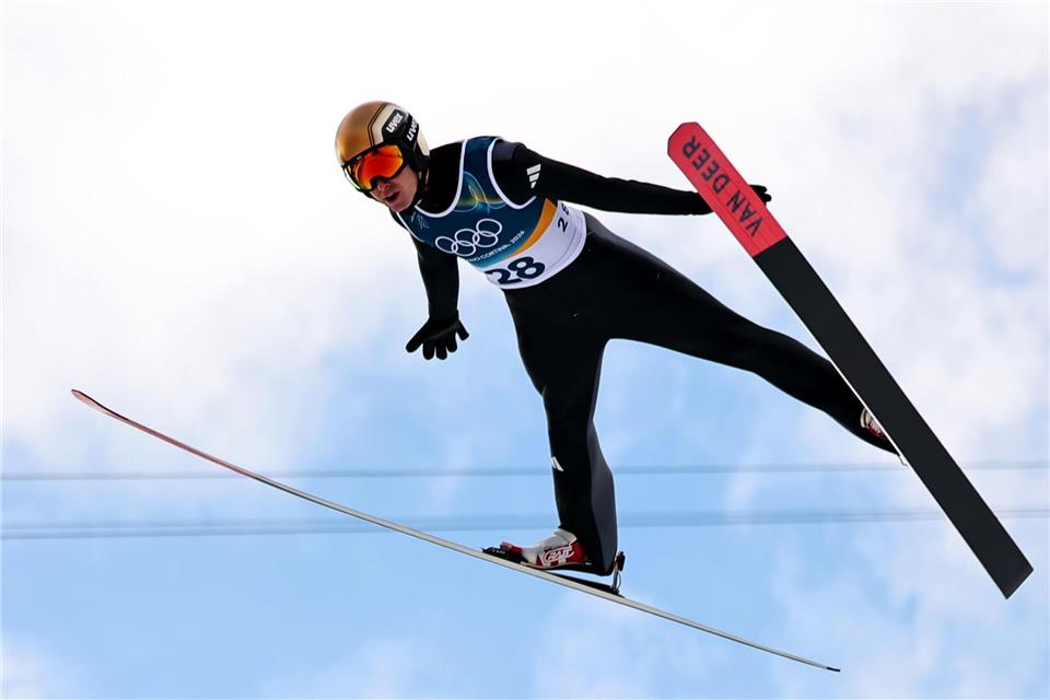 Nach dem Skispringen war der Rückstand für Vinzenz Geiger bereits riesig.Daniel Karmann/dpa