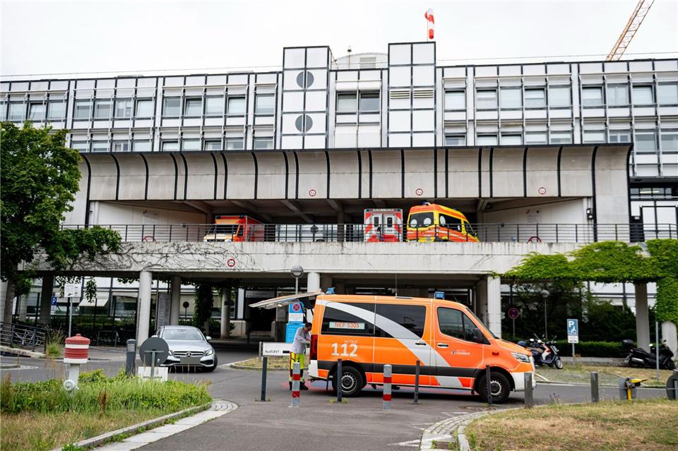 Nach dem Tod eines Patienten in einer Berliner Klinik ermittelt eine Mordkommission.Fabian Sommer/dpa