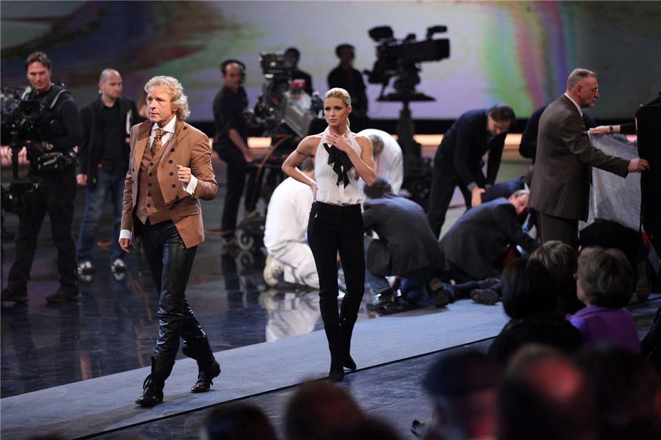 Nach dem Unfall von Wettkandidat Samuel Koch 2010 mussten Gottschalk und Michelle Hunziker „Wetten, dass..?“ abbrechen.picture alliance / dpa