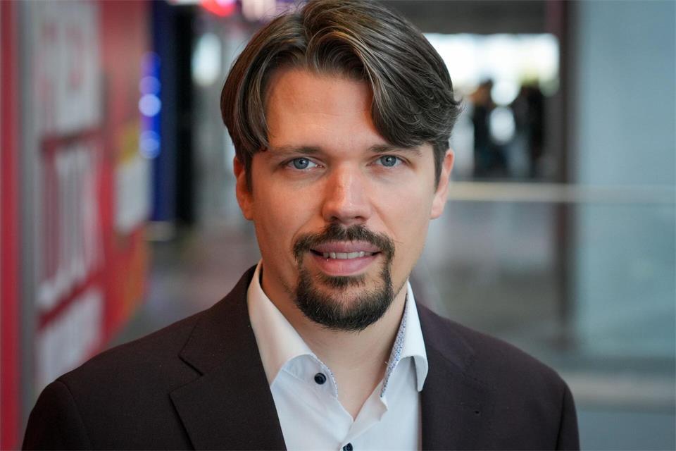 Nach dem Wahlerfolg der AfD in Sachsen-Anhalt sieht der Politikwissenschaftler Jan Philipp Thomeczek hohe Erwartungen ihrer Wähler an die Partei. (Archivbild)Soeren Stache/dpa