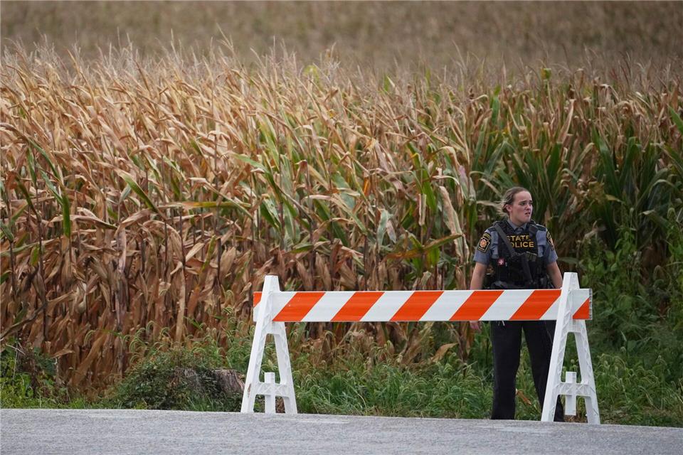 Nach den tödlichen Schüssen sperrte die Polizei umliegende Straßen.Matt Slocum/AP/dpa