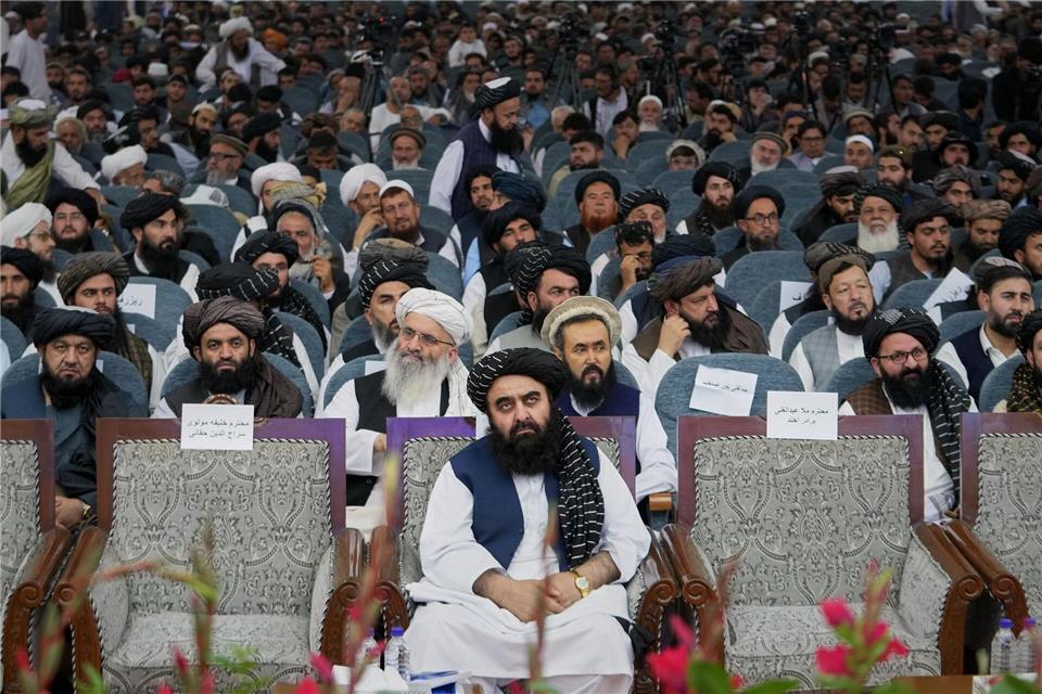 Nach der Ankündigung des Abzugs der Nato und US-Truppen für den Spätsommer 2021 hatten die Taliban am 15. August praktisch ohne Gegenwehr Kabul eingenommen.Siddiqullah Alizai/AP/dpa