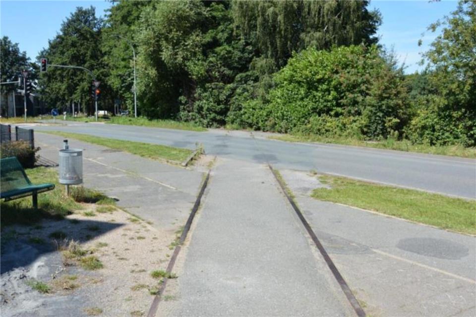 Nach der Sozialen Liste Bocholt kritisiert auch die Westmünsterlandbahn die Aussagen von Rhedes Bürgermeister über die Zukunft der alten Bahnstrecke scharf.