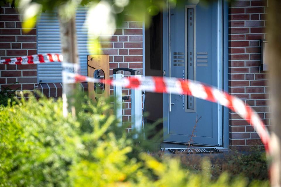 Nach der Tötung einer 30-Jährigen laufen die Ermittlungen auf Hochtouren. Sina Schuldt/dpa