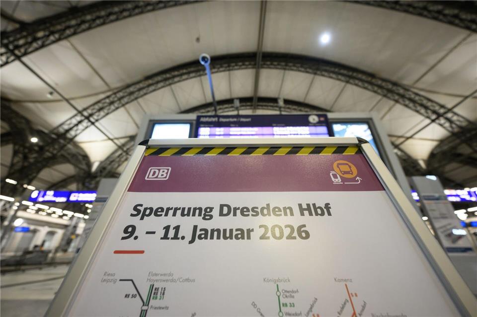 Nach derzeitigem Stand geht die Projektleitung von einer pünktlichen Inbetriebnahme am Montagmorgen aus.Robert Michael/dpa