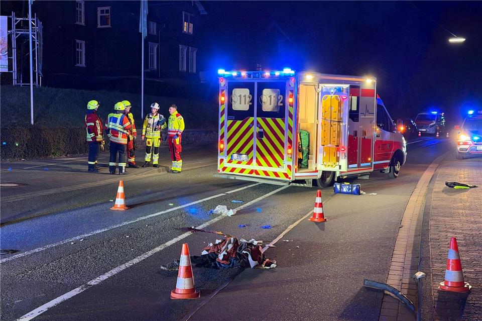 Nach einem Unfall mit Fahrerflucht hat die Polizei einen Verdächtigen ermittelt.Berthold Stamm/dpa