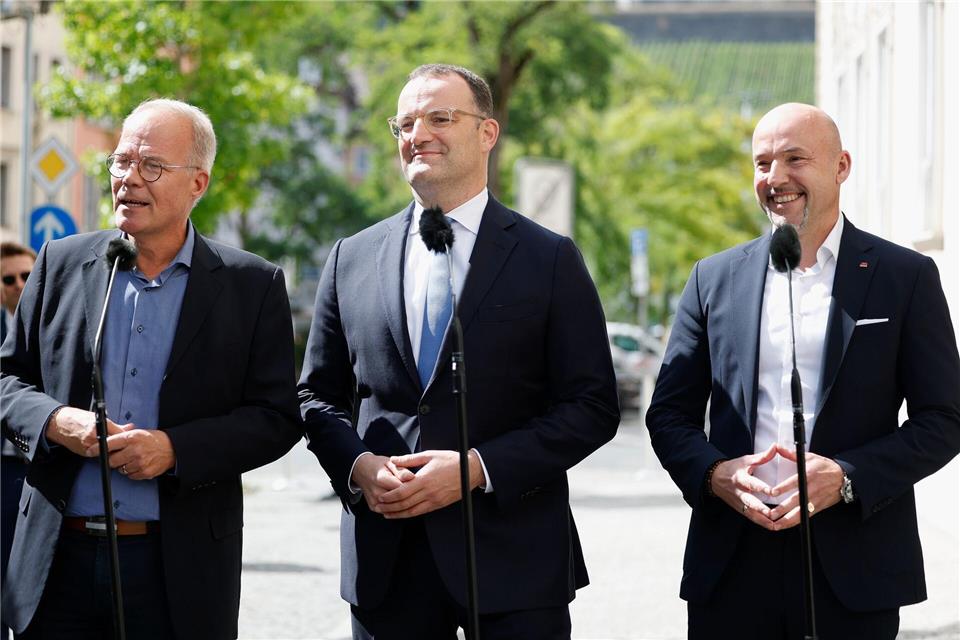 Nach einem ruckeligen Start wollten die Koalitionsfraktionen ein Signal der Geschlossenheit senden.Heiko Becker/dpa