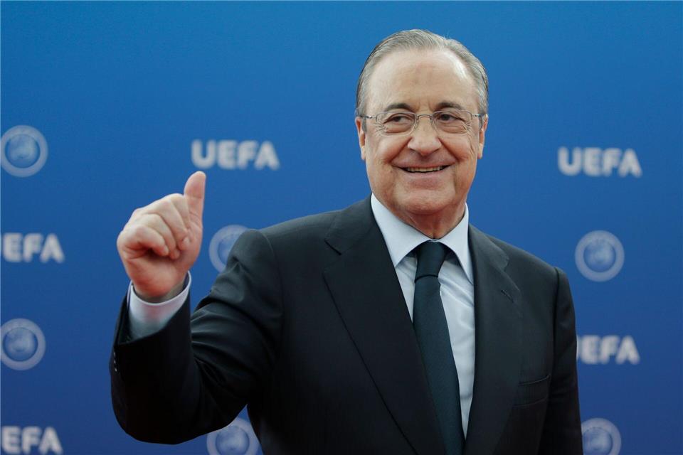 Bericht: Real bereitet Milliarden-Klage gegen UEFA vor Nach einem weiteren juristischen Erfolg im Streit mit der UEFA um die Super League will Real Madrid unter Club-Präsident Florentino Pérez Schadensersatz geltend machen.Claude Paris/AP/dpa