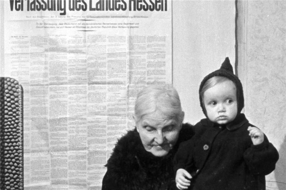 Nach einer Volksabstimmung ist Hessens Verfassung Ende 1946 in Kraft getreten. Die USA hatten das Land schon am 19. September 1945 als Groß-Hessen proklamiert. (Archivbild)picture-alliance/ dpa