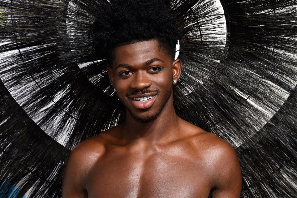 Nach einer schlagzeilenträchtigen Festnahme im vergangenen Jahr ist US-Sänger Lil Nas X mit einer neuen Single zurückgekehrt. (Archivbild)Evan Agostini/Invision/AP/dpa