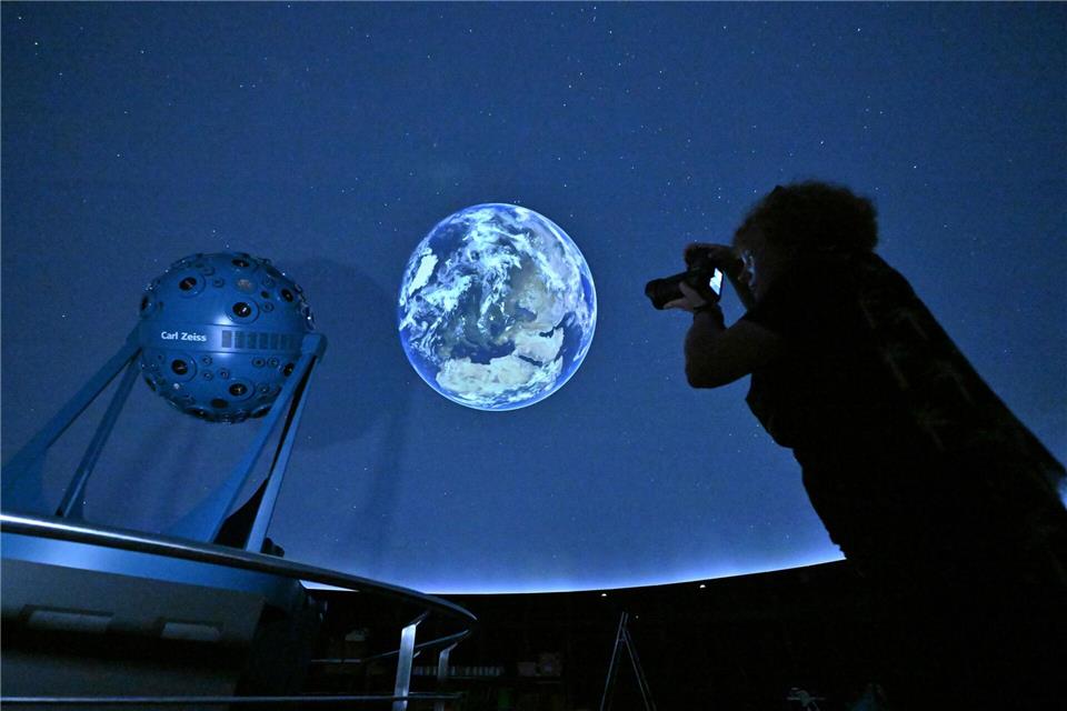 Nach mehreren Monaten öffnet das Planetarium in Jena wieder.Martin Schutt/dpa