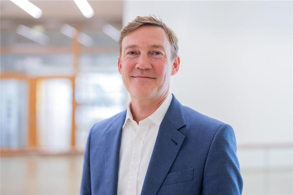 Bei Thyssenkrupps Stahlsparte bahnt sich Chefwechsel an  Nach nur 14 Monaten als Vorstandssprecher dürfte bald Schluss sein: Dennis Grimm verlässt bald wohl Thyssenkrupps Stahlsparte.Rolf Vennenbernd/dpa