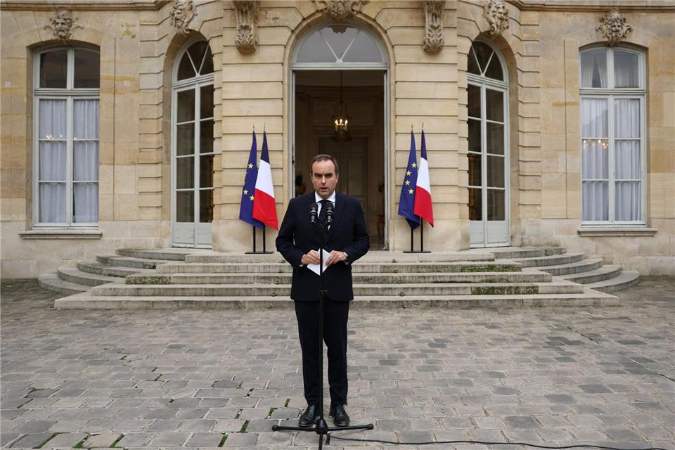 Nach nur einem Tag tritt Sébastien Lecornu als Premier zurück.Stephane Mahe/Reuters Pool/AP/dpa
