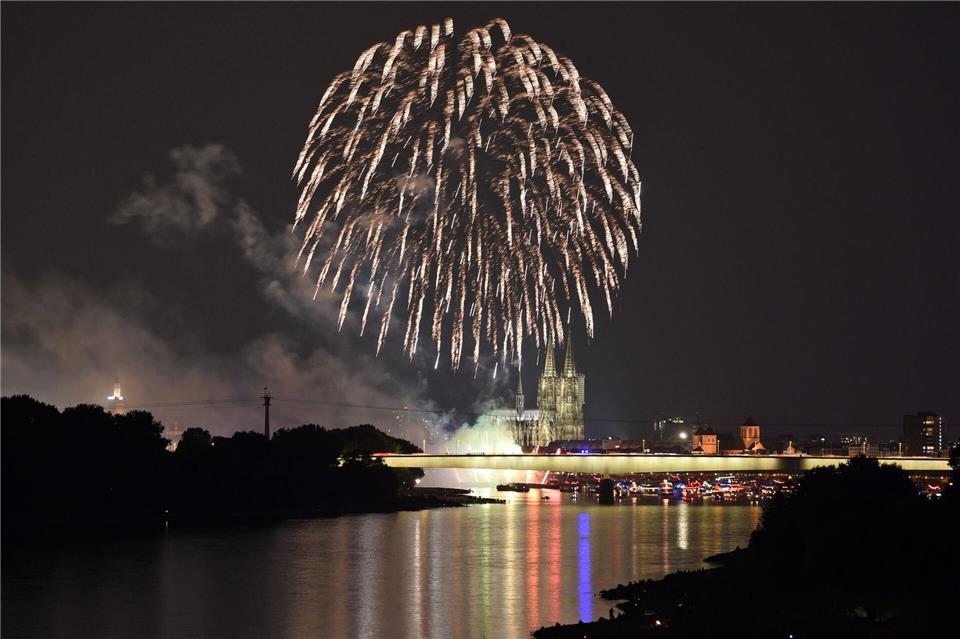 Nach sechs Jahren Pause kehren die Kölner Lichter zurück. (Archivbild)Henning Kaiser/dpa