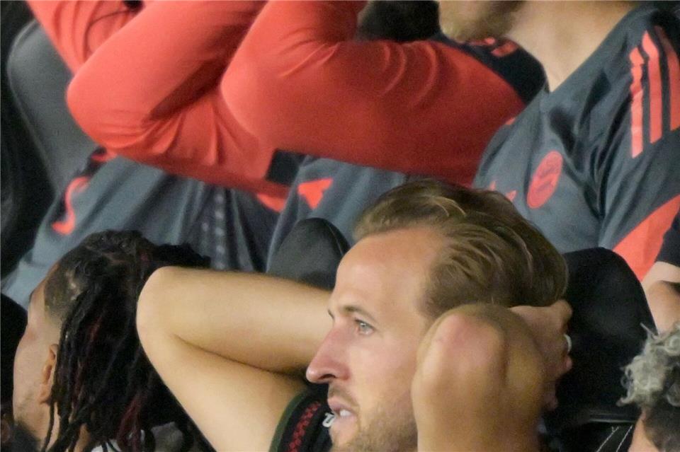Bayern-Chef lobt den „lieben Vincent“: Auf Heynckes‘ Spuren Nach seinem nächsten Doppelpack durfte Harry Kane die letzte halbe Stunde entspannt von der Bank aus zuschauen.Peter Kneffel/dpa