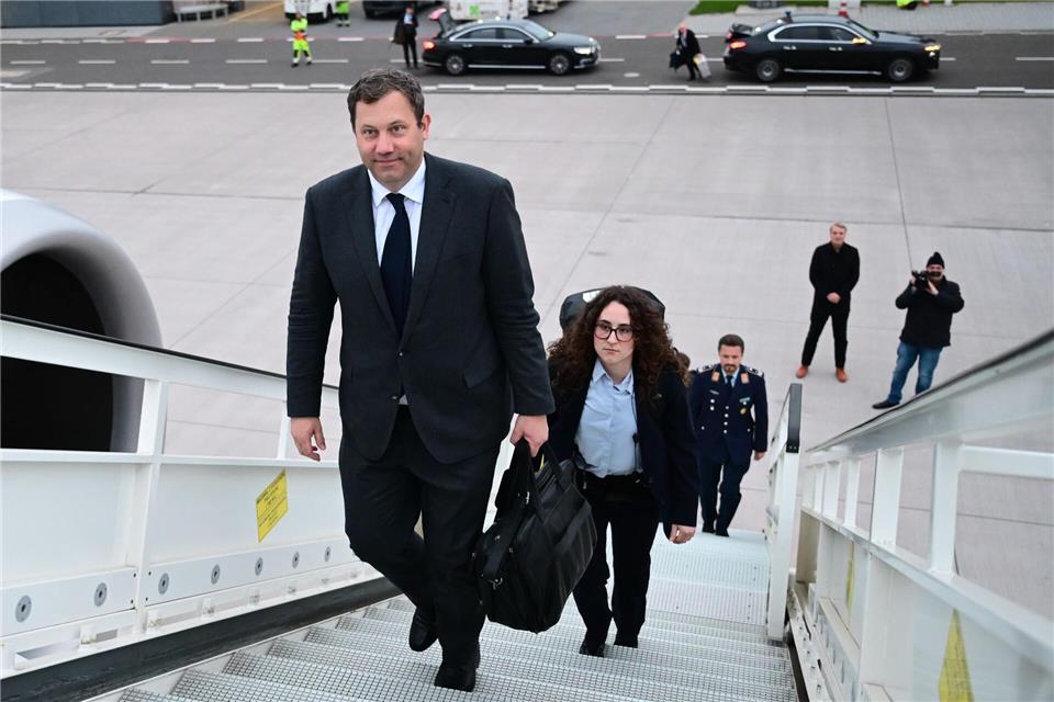 Nach seiner Reise zur IWF-Frühjahrestagung nach Washington geht es für Finanzminister und SPD-Chef Klingbeil nach Barcelona. (Archivbild)Sebastian Christoph Gollnow/dpa