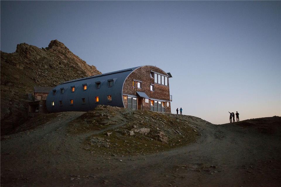 Nach strammem Marsch erreicht: die Stüdlhütte auf 2.802 Metern.Schwarz Jens/Tirol Werbung/dpa-tmn