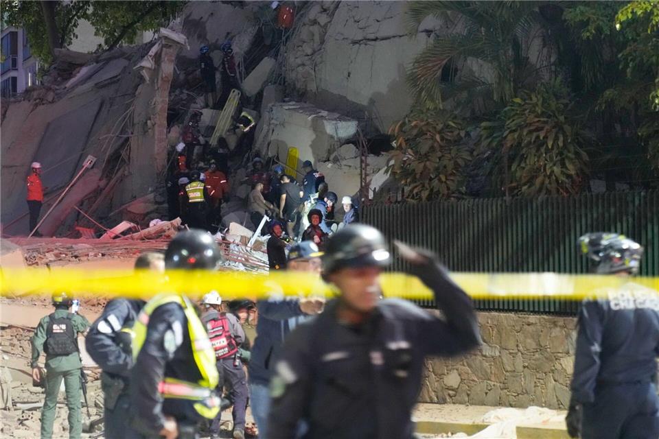 Nach zwei heftigen Erdbeben in Venezuela steigt die Zahl der Toten.Ariana Cubillos/AP/dpa