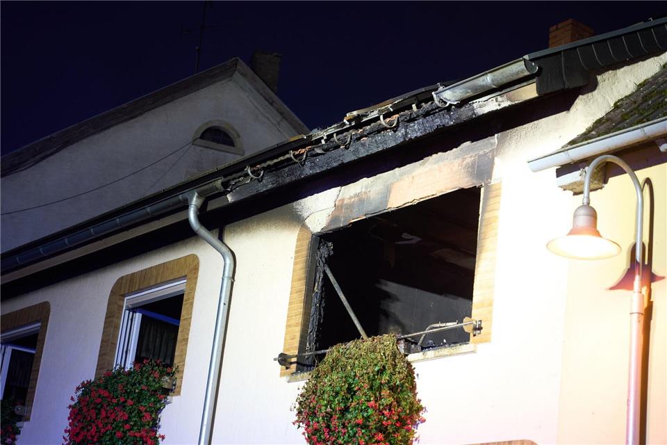 Nachbarn und Verkehrsteilnehmer hatten die Polizei verständigt.Thomas Frey/dpa