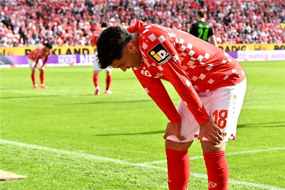 Nadiem Amiri hat heftige Kritik an der Leistung des FSV Mainz 05 im Spiel gegen RB Leipzig geübt. Torsten Silz/dpa