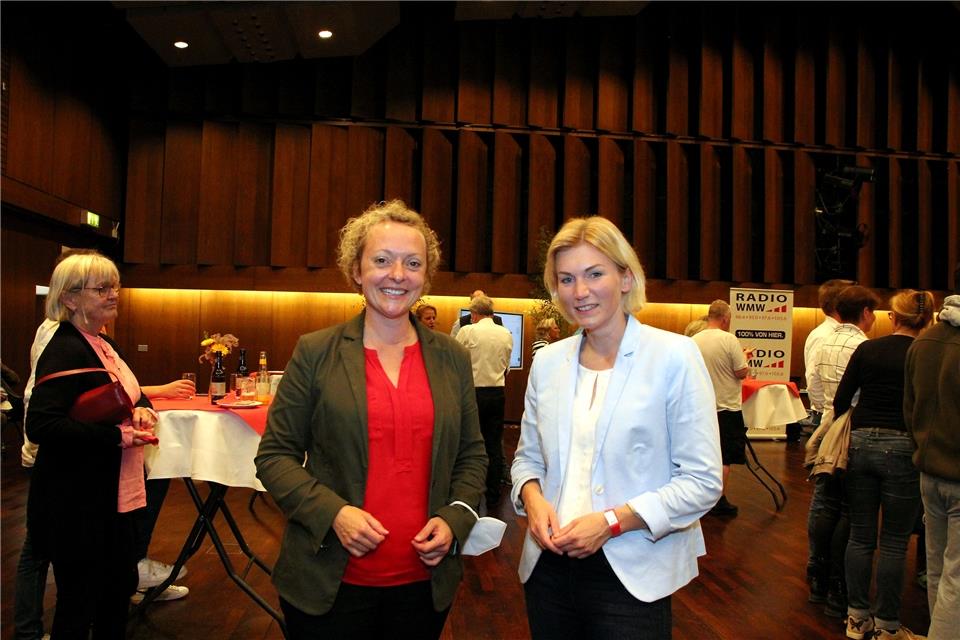 Nadine Heselhaus (SPD, links) und Anne König (CDU) werden in den Bundestag einziehen. Die Borkenerin Anne König als direkt gewählte Abgeordnete, die Raesfelderin Heselhaus über die NRW-Landesliste.