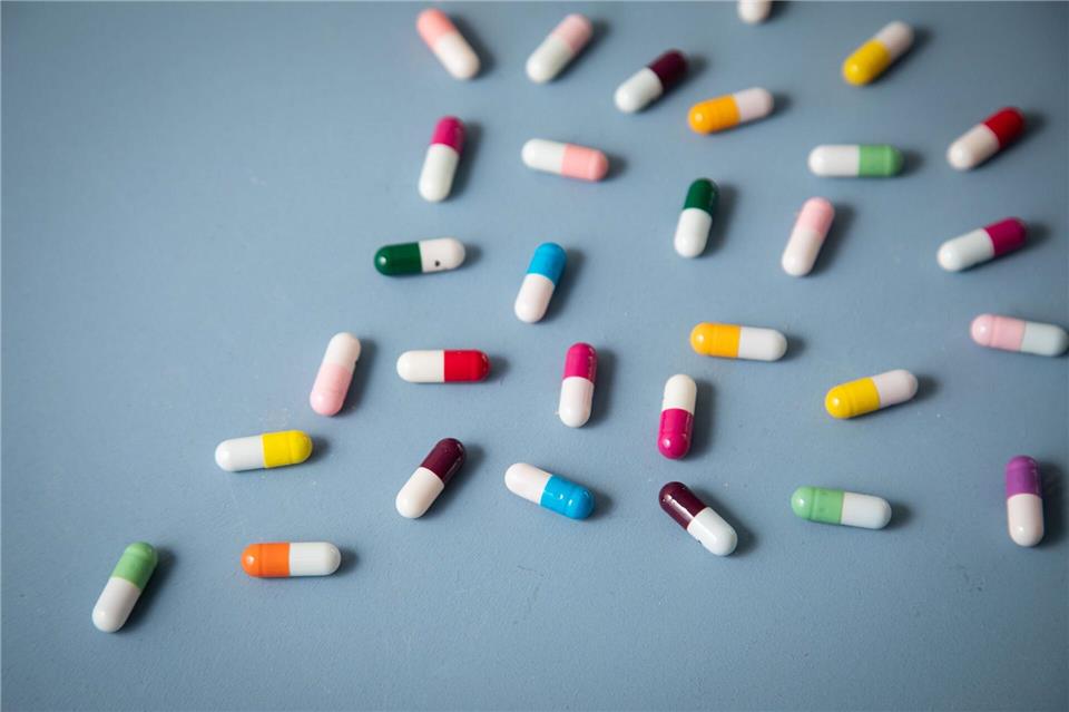 Nährstoff-Booster oder unnötiges Risiko? Die größte Gefahr bei der Einnahme von Nahrungsergänzungsmitteln ist die unkontrollierte Dosierung. Christin Klose/dpa-tmn