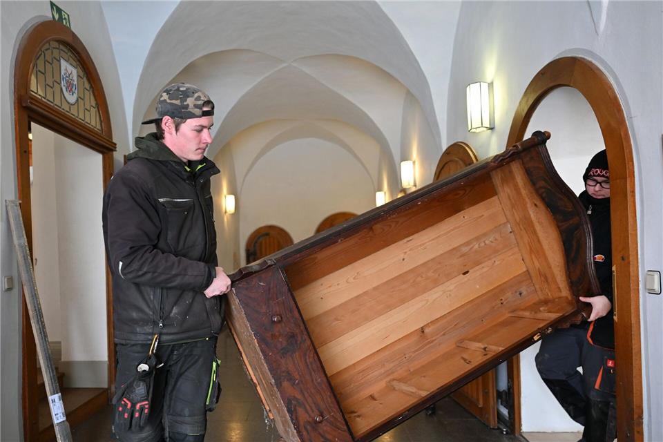 Nahe Nordhausen helfen junge Bürgergeldempfänger bei der Sanierung eines Schlosses. Martin Schutt/dpa
