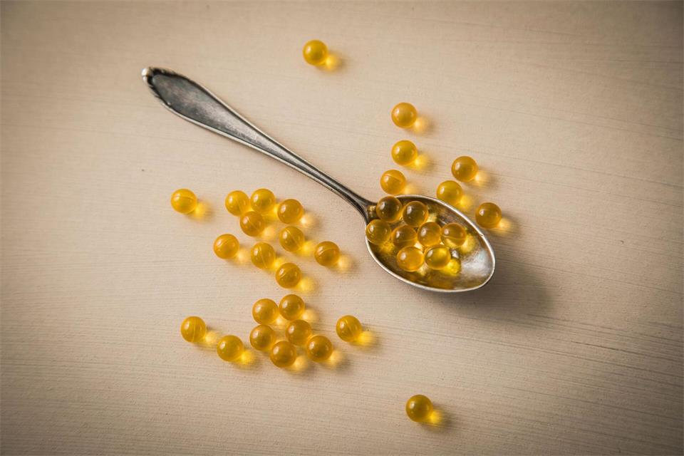 Nahrungsergänzungsmittel wie Vitamin D: Viel hilft nicht immer viel. picture alliance / dpa-tmn