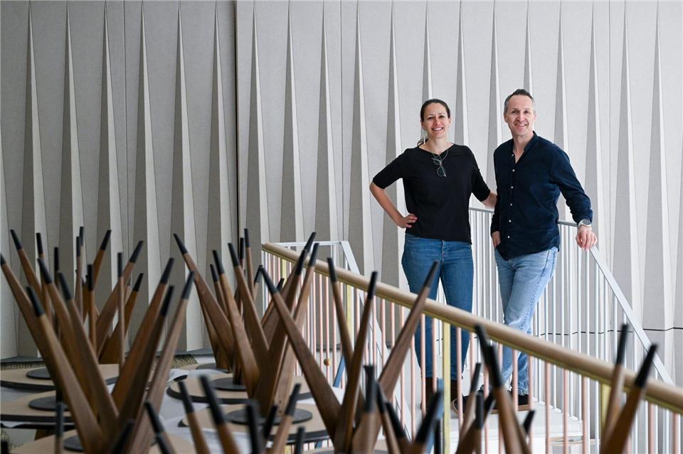 Natacha und Alexander Neumann haben sich sofort in das Gebäude verliebt. (Archivbild)Jens Kalaene/dpa