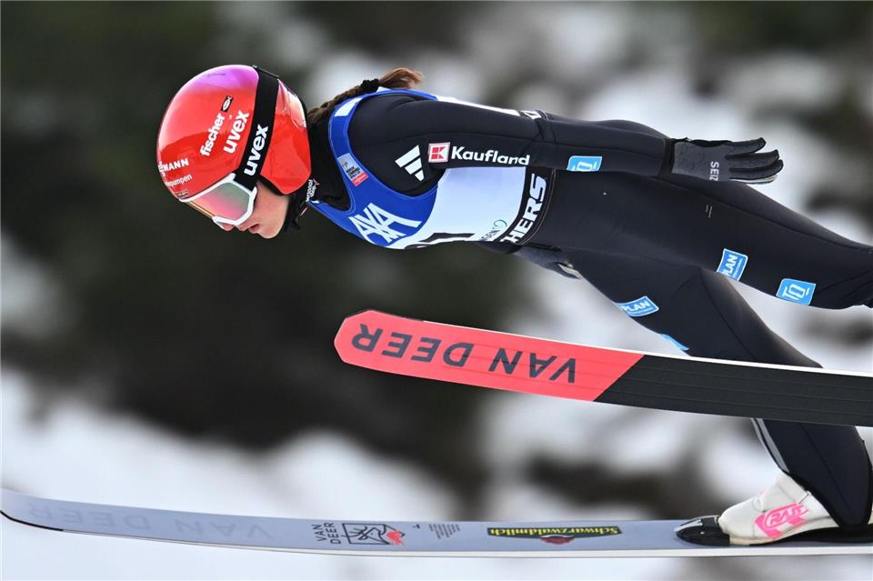 Nathalie Armbruster ist in Oberhof die beste deutsche Kombiniererin.Hendrik Schmidt/dpa