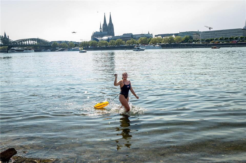 Nathalie Pohl schwamm von Frankfurt bis Köln. Christian Knieps/dpa