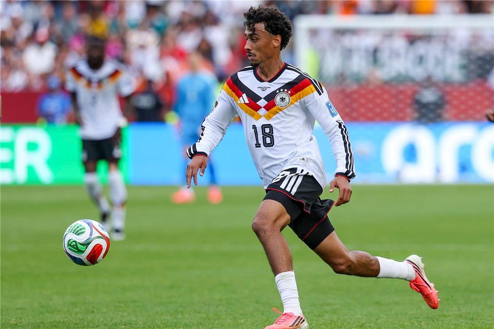 Nathaniel Brown ist wieder am Ball. (Archivbild) Jan Woitas/dpa