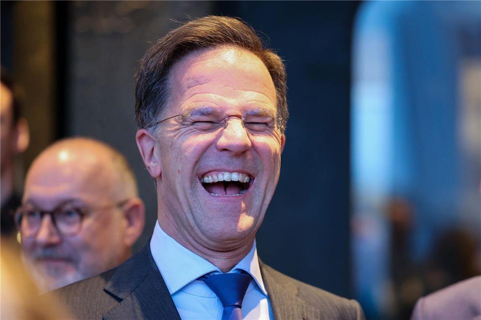 Nato-Generalsekretär Mark Rutte will dafür sorgen, dass es nicht zu einem Austritt der USA aus dem Verteidigungsbündnis kommt. (Archivbild)Jan Woitas/dpa