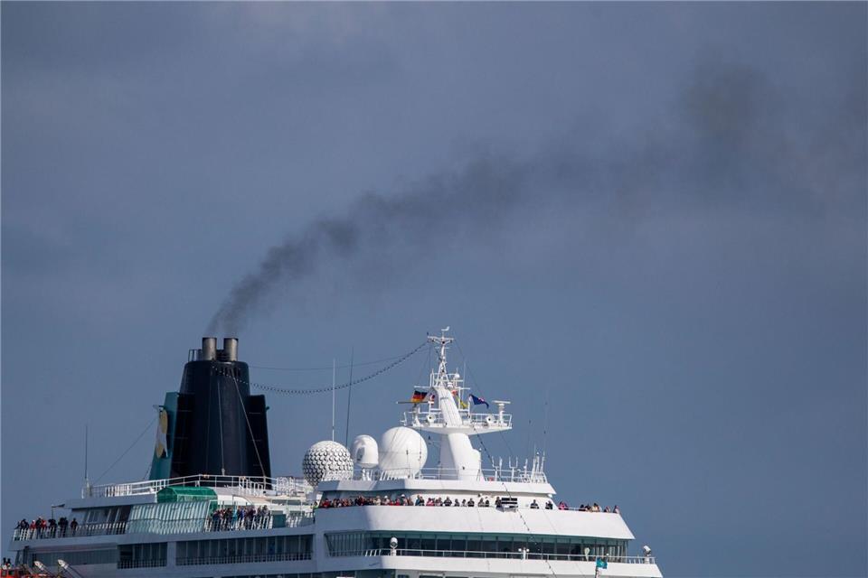 Naturschutzbund kritisiert Klimaschutz in der Kreuzfahrtbranche. (Archivbild)Jens Büttner/dpa-Zentralbild/ZB