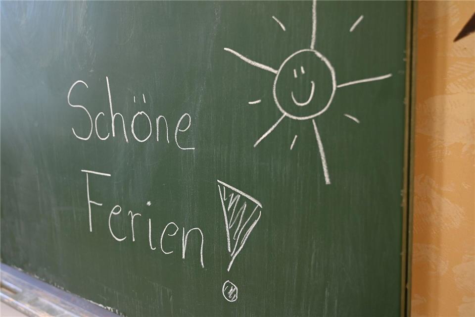 Sommerferienstart in Rheinland-Pfalz Neben Rheinland-Pfalz starten auch Hessen und das Saarland am 04. Juli in die Sommerferien. (Symbolbild)Elisa Schu/dpa