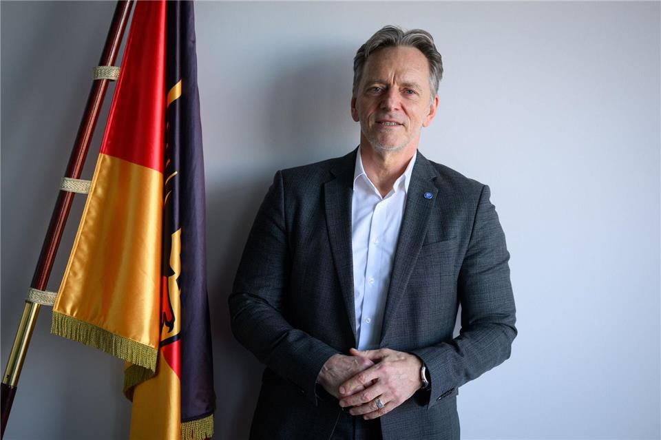 „Neben den Taten der sogenannten Vulkangruppen in Berlin und Brandenburg gibt es seit mehreren Jahren einen weiteren Schwerpunkt von Angriffen auf Infrastruktur im Großraum München“, sagt der Präsident des Bundeskriminalamts (BKA), Holger Münch. (Archivfoto)Bernd von Jutrczenka/dpa