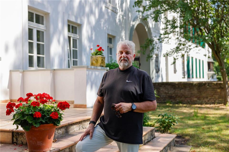 Negro denkt mit Dankbarkeit an die große Hilfsbereitschaft von Freiwilligen zurück.Thomas Banneyer/dpa