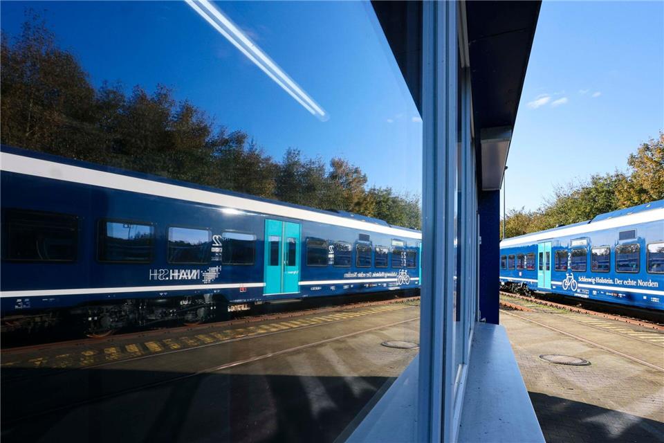 Neue Erkenntnisse in Berlin zur Wirtschaftlichkeit des Marschbahnausbaus. (Archivbild)Frank Molter/dpa