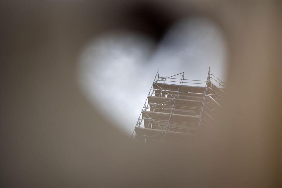 Tempo im Wohnbau: Städte dürfen experimentieren Neue Wohnungen in Stuttgart - gelöst werden sollen Baubremsen nun bundesweit. (Archivfoto) Marijan Murat/dpa