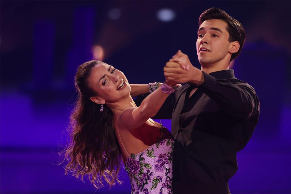 Neuer Dancing Sta: Diego Pooth mit seiner Tanzpartnerin Ekaterina Leonova.Rolf Vennenbernd/dpa
