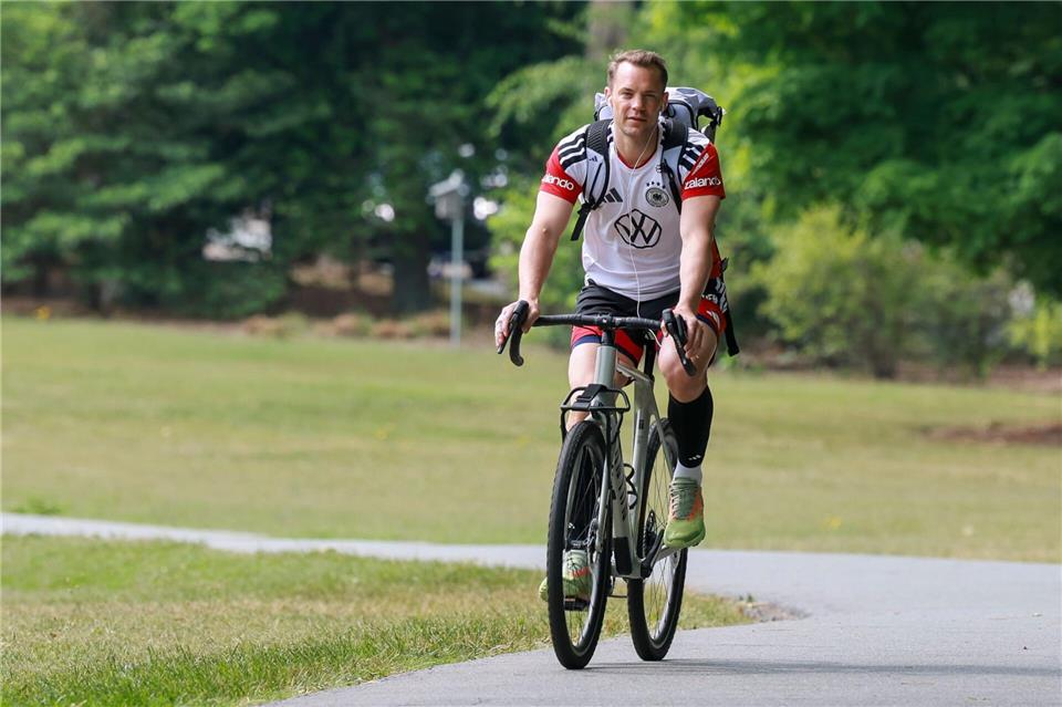 Neuer ist noch in Urlaub. (Archivbild)Jan Woitas/dpa